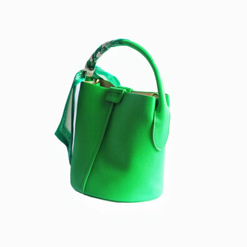 Green half a month bag